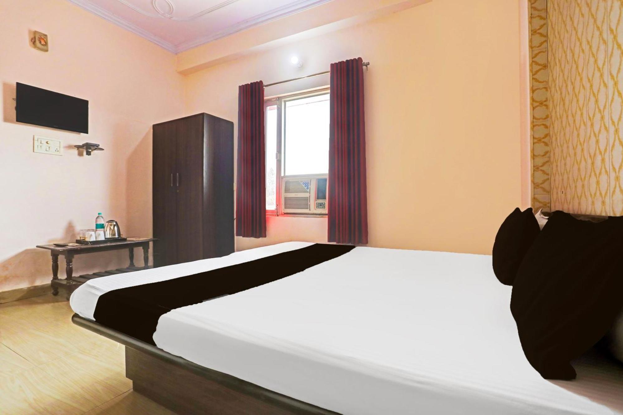 Hotel O Arvi Guest House فاراناسي المظهر الخارجي الصورة
