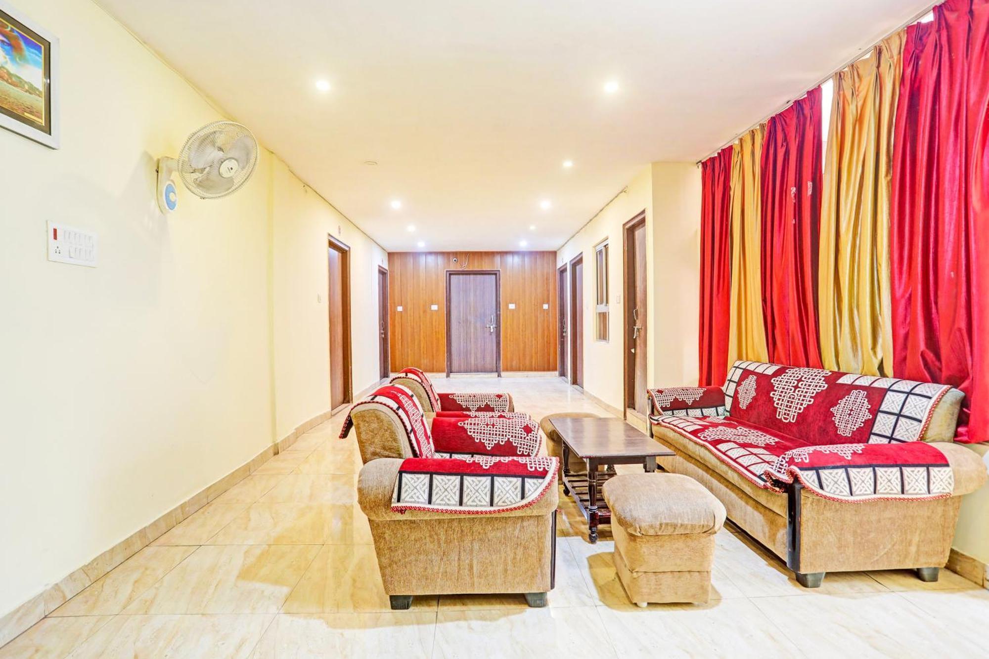 Hotel O Arvi Guest House فاراناسي المظهر الخارجي الصورة